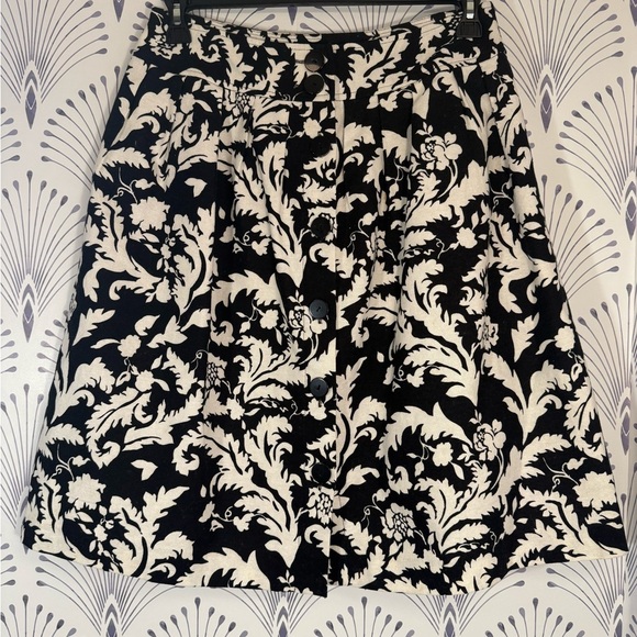Bob Mackie Dresses & Skirts - Bob Mackie Black and White Floral Skirt